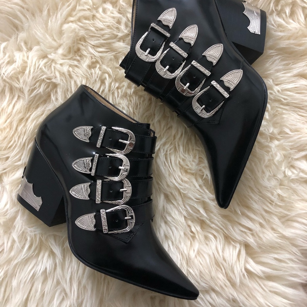 Toga Pulla boots brand new